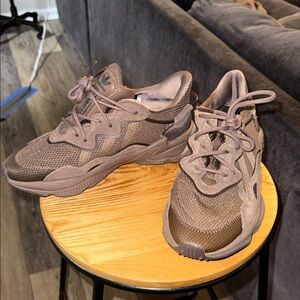 Adidas Women's Taupe Sneakers